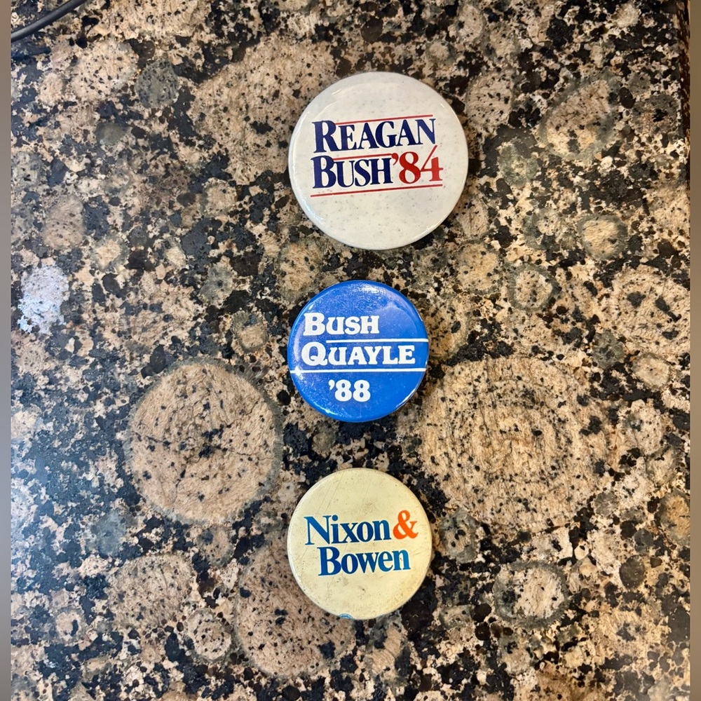 Vintage Political Campaign Buttons Set